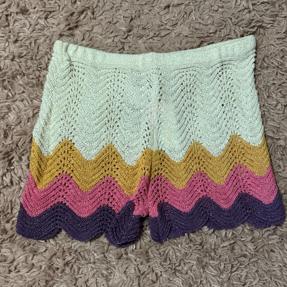 Molly Bracken Pastel Chevron Knit Women Shorts